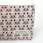 Die Trapeztasche M als unentbehrlicher Begleiter.